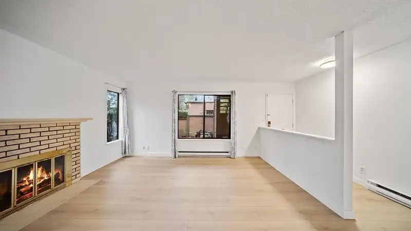 916 10620 150 STREET - photo 2 of 23
