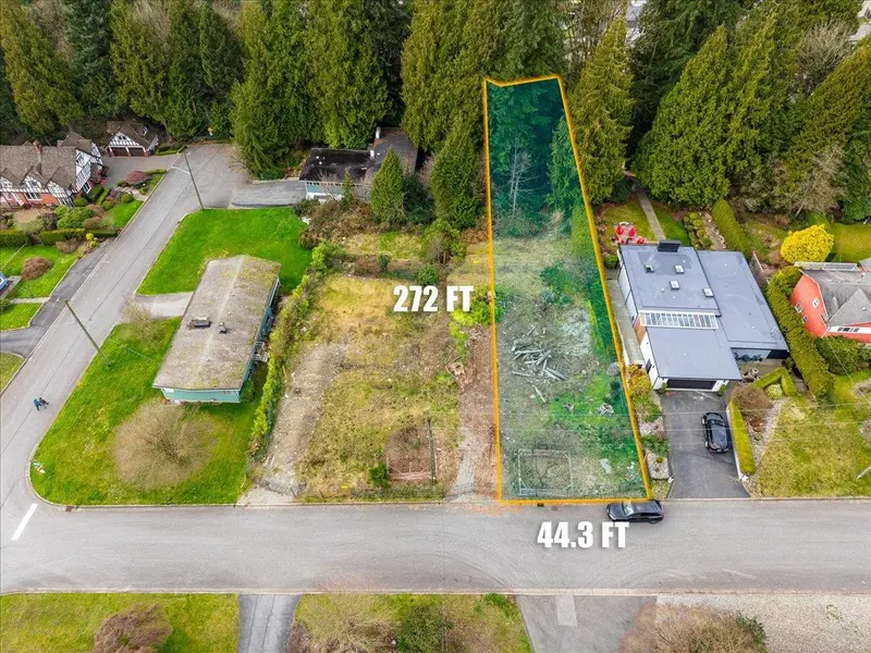 360 DUNCAN STREET - photo 2 of 10