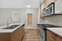 229 18818 68 AVENUE - thumbnail 5