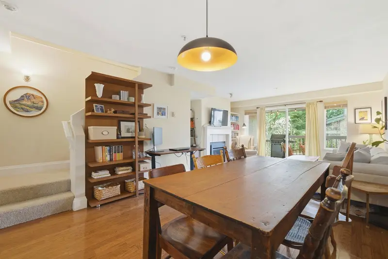 22 232 TENTH STREET - photo 2 of 25