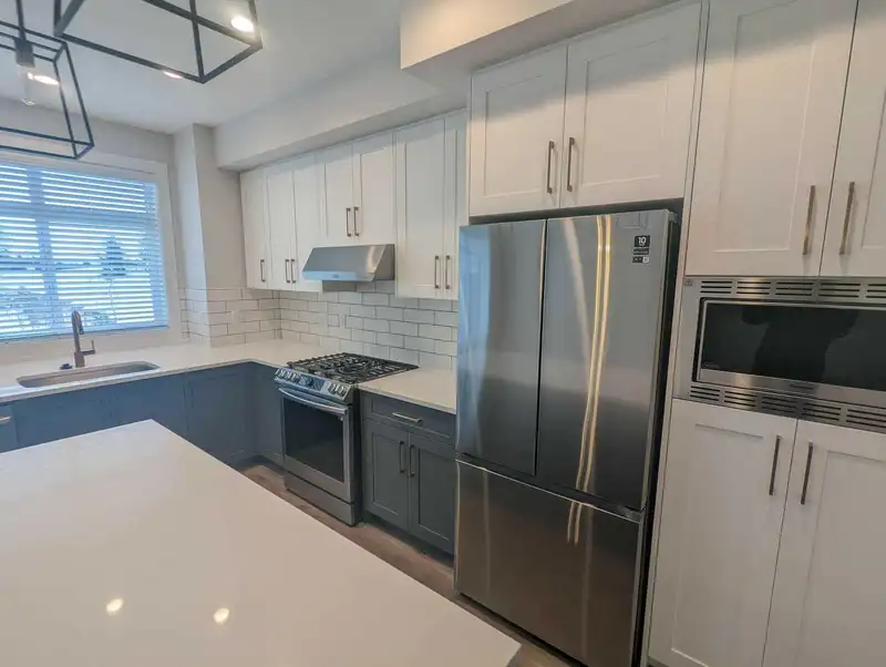 68 17557 100 AVENUE - photo 3 of 11