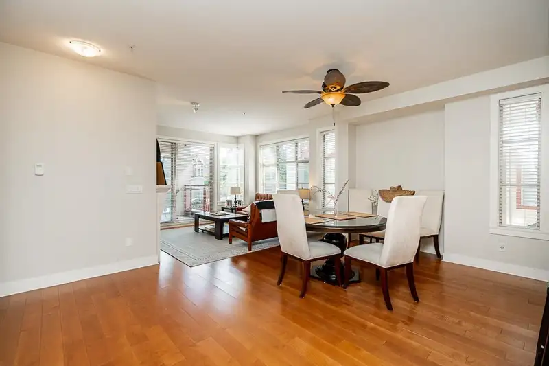 204 16469 64 AVENUE - photo 4 of 25