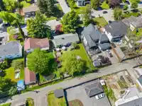 6170 175A STREET - thumbnail 13