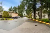 101 7064 133B STREET - thumbnail 2