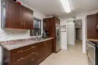 101 7064 133B STREET - thumbnail 10