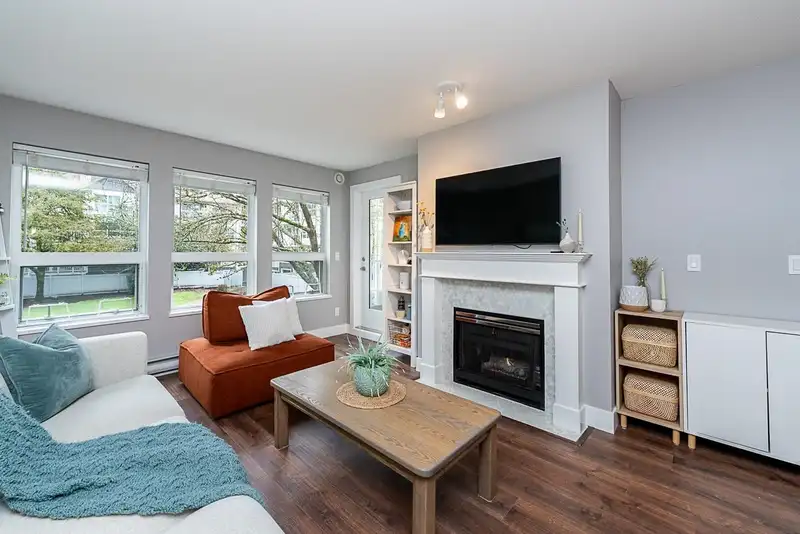 201 9668 148 STREET - photo 1 of 40