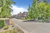 2 7518 138 STREET - thumbnail 3