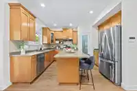 6131 167 B STREET - thumbnail 18