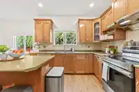 6131 167 B STREET - thumbnail 19