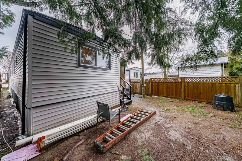 10 9132 120 STREET - photo 4 of 30