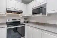 312 9763 140 STREET - thumbnail 3