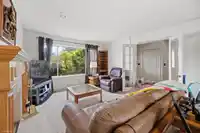6049 187 STREET - thumbnail 11
