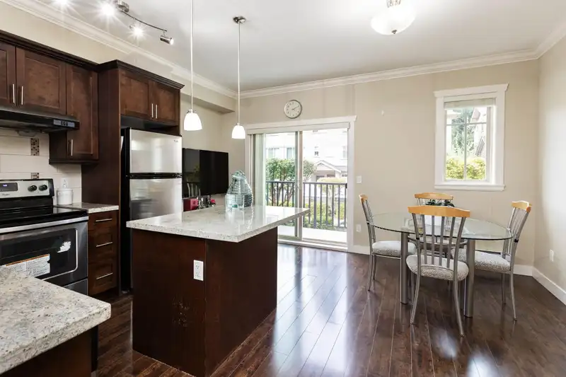 37 9533 130A STREET - photo 2 of 27