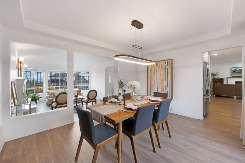 2259 PARADISE AVENUE - photo 4 of 25