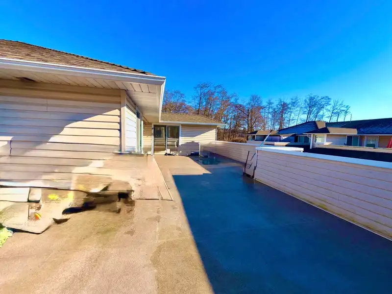 212 9310 KING GEORGE HIGHWAY - photo 2 of 28