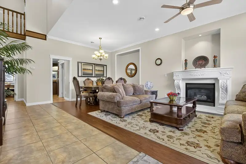 6269 132B STREET - photo 4 of 30