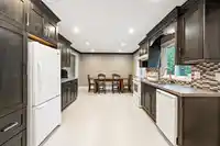 8987 145A STREET - thumbnail 7