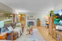 10957 JAY CRESCENT - thumbnail 2