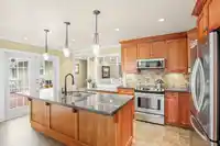 14716 55A AVENUE - thumbnail 16