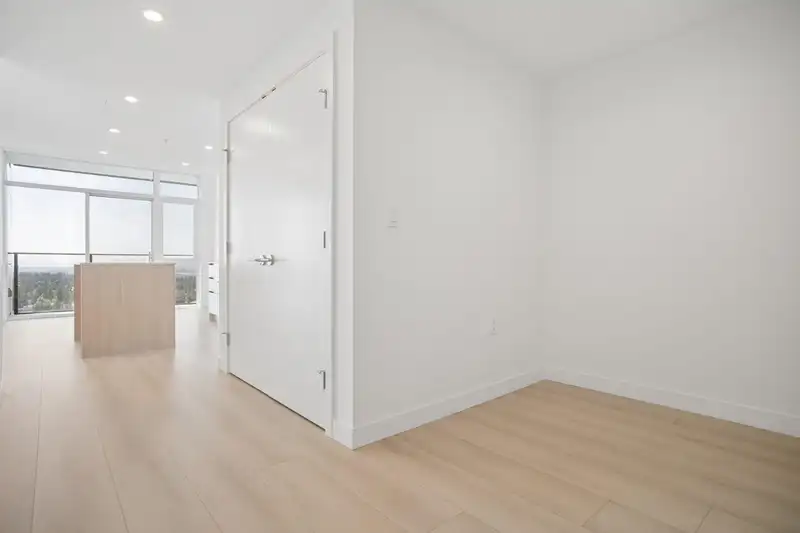2305 13573 98A AVENUE - photo 3 of 14