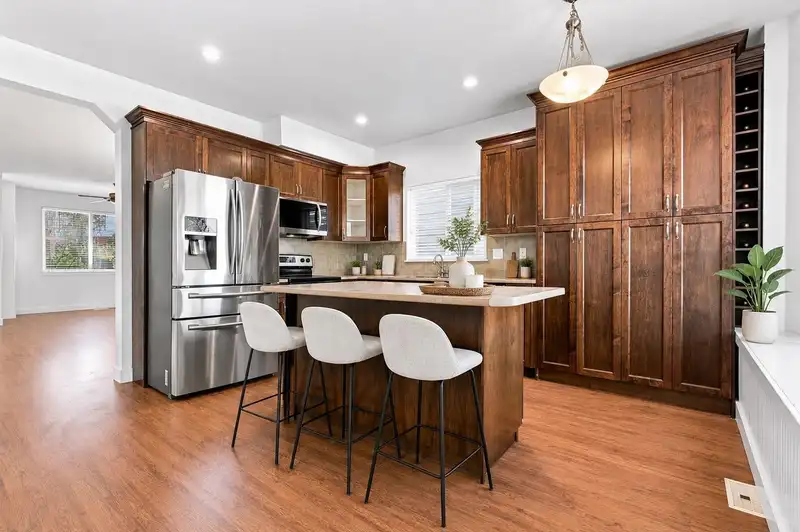 6110 150 STREET - photo 3 of 25