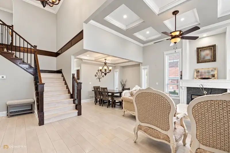 12788 105A AVENUE - photo 4 of 25