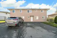 8782 143A STREET - thumbnail 3