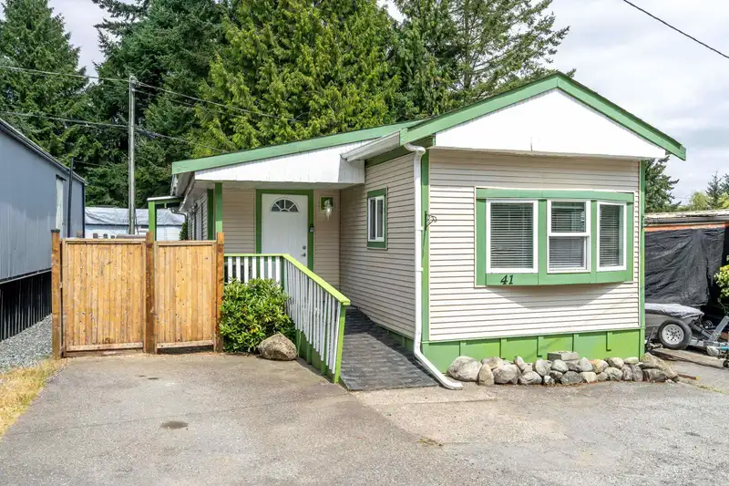 41 9132 120 STREET - photo 1 of 25