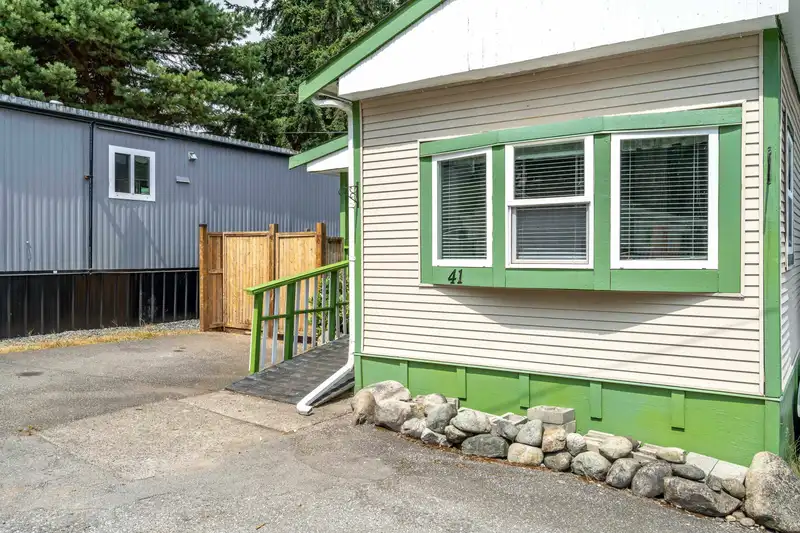 41 9132 120 STREET - photo 2 of 25
