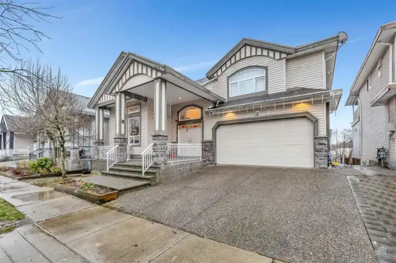 14616 67A AVENUE - photo 1 of 1