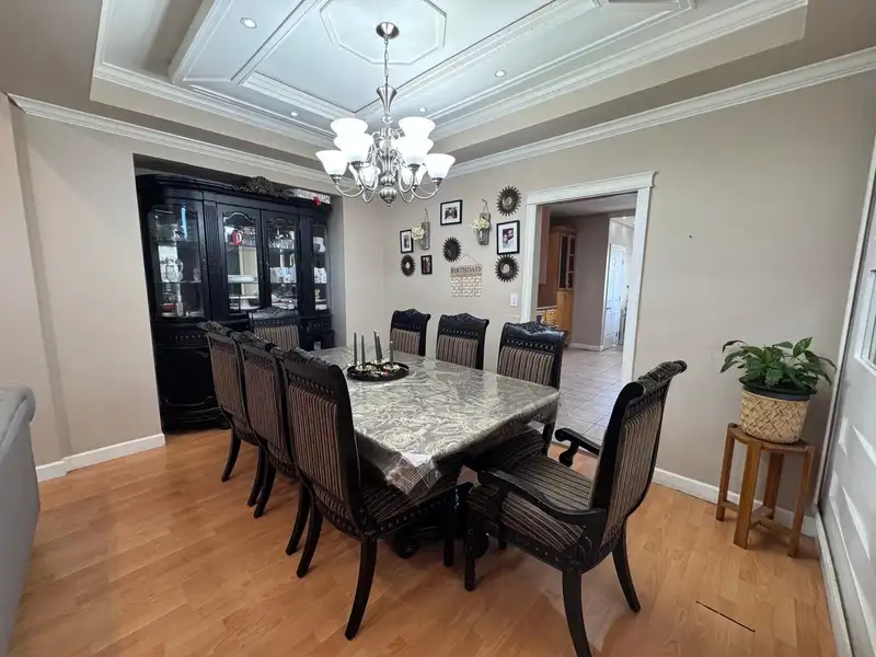14616 67A AVENUE - photo 4 of 25