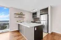 3404 9981 WHALLEY BOULEVARD - thumbnail 7