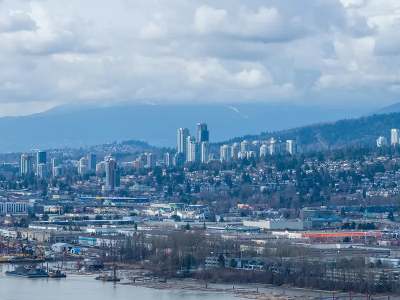 14707 ST. ANDREWS DRIVE - photo 4 of 20