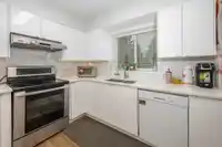 9075 144A STREET - thumbnail 10