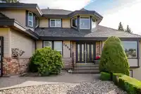 7856 163A STREET - thumbnail 2