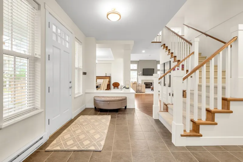 14256 37TH AVENUE - photo 4 of 25