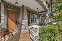 7119 177A STREET - thumbnail 4
