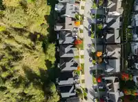 7119 177A STREET - thumbnail 37