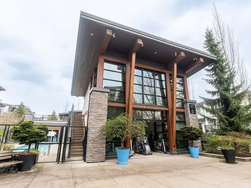 211 6688 120 STREET - photo 1 of 27