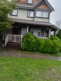 7052 148 STREET - thumbnail 1