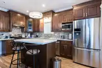 7052 148 STREET - thumbnail 3