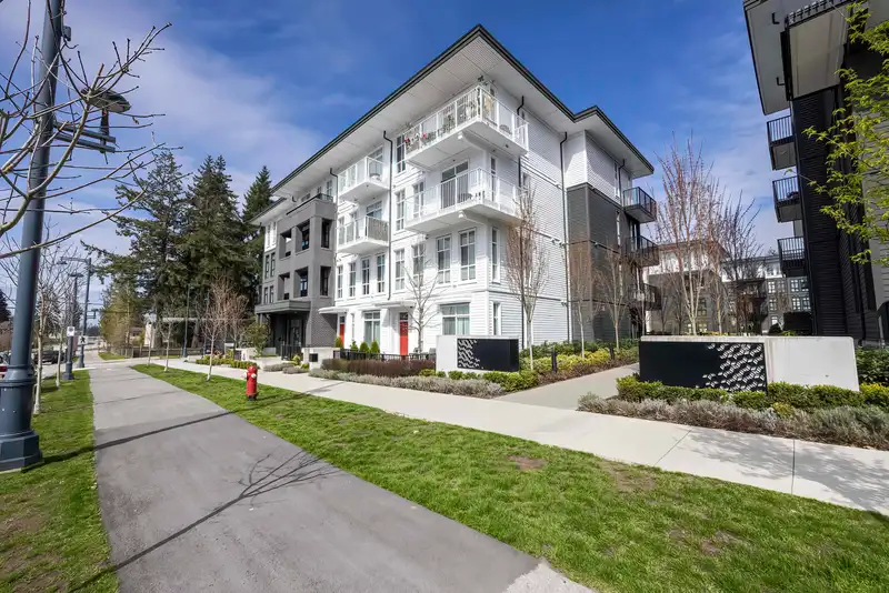 507 13963 105 BOULEVARD - photo 2 of 25