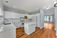 7536 147A STREET - thumbnail 7