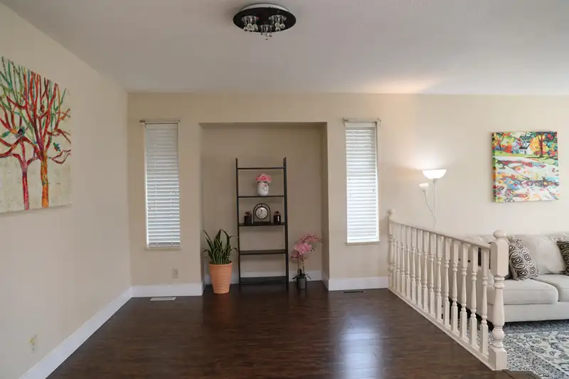 16725 80 AVENUE - photo 3 of 14