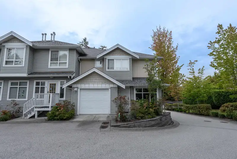 1 12128 68 AVENUE - photo 2 of 22