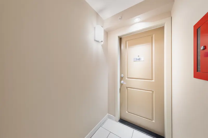 1601 9180 HEMLOCK DRIVE - photo 4 of 25