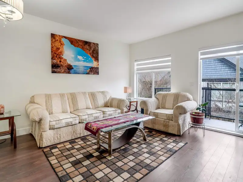 146 6299 144 STREET - photo 4 of 35
