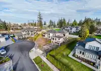 5758 131A STREET - thumbnail 9