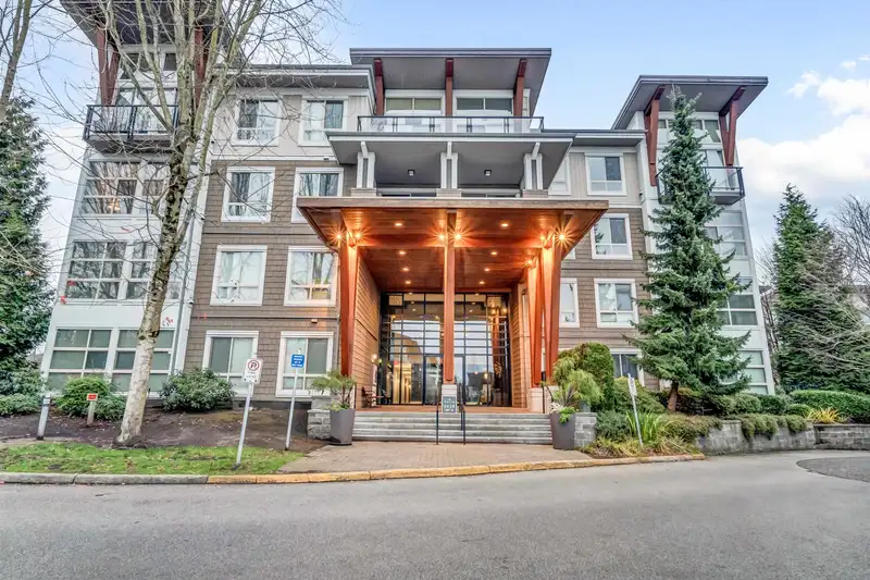 314 6628 120 STREET - photo 1 of 39