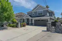 8906 134A STREET - thumbnail 3